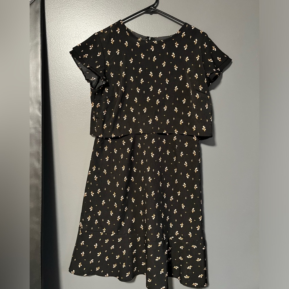 ROOLEE Mom Nursing Dress - size medium